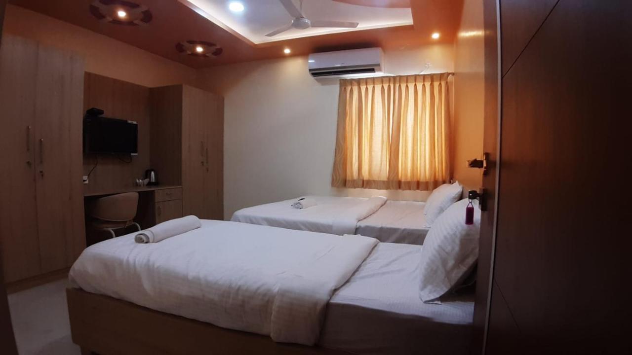 Hotel Jfive Residency Chennai Zewnętrze zdjęcie